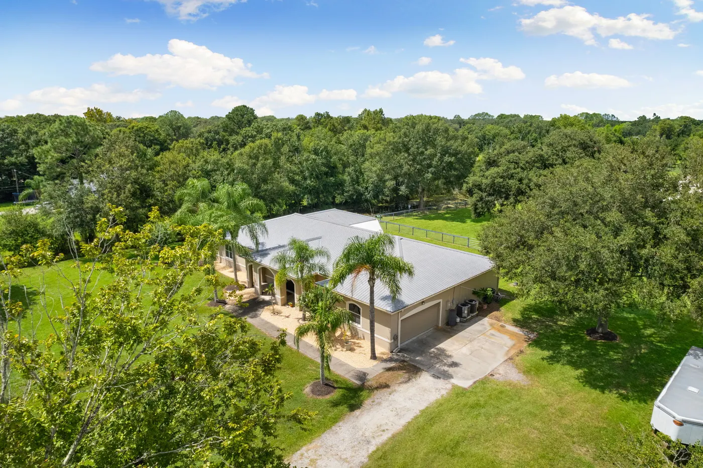 Farm and acreage in Hillsborough County