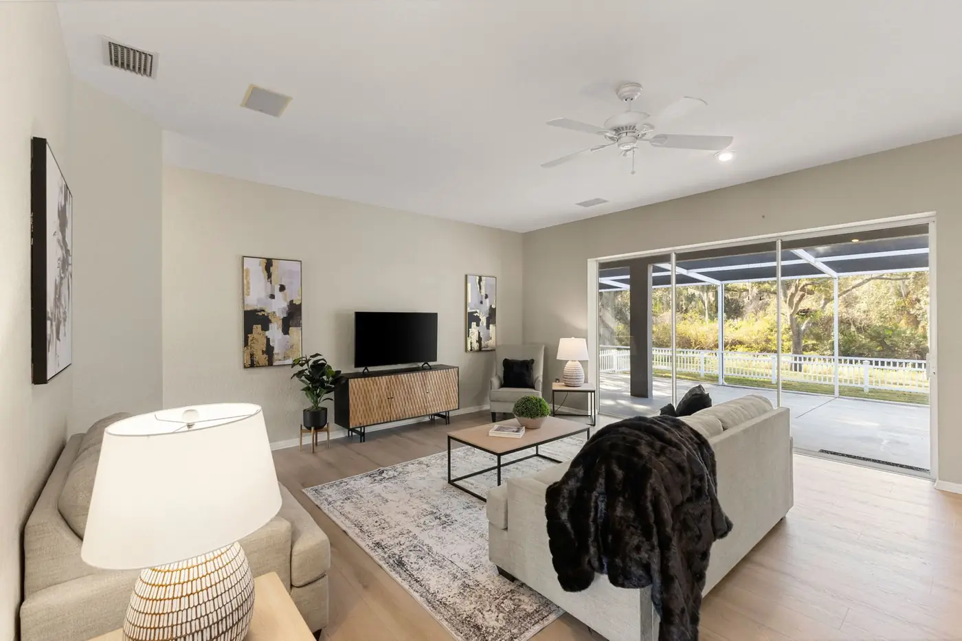 Private Farm Retreat in Sought-After Equestrian Neighborhood - Twin Branch Acres